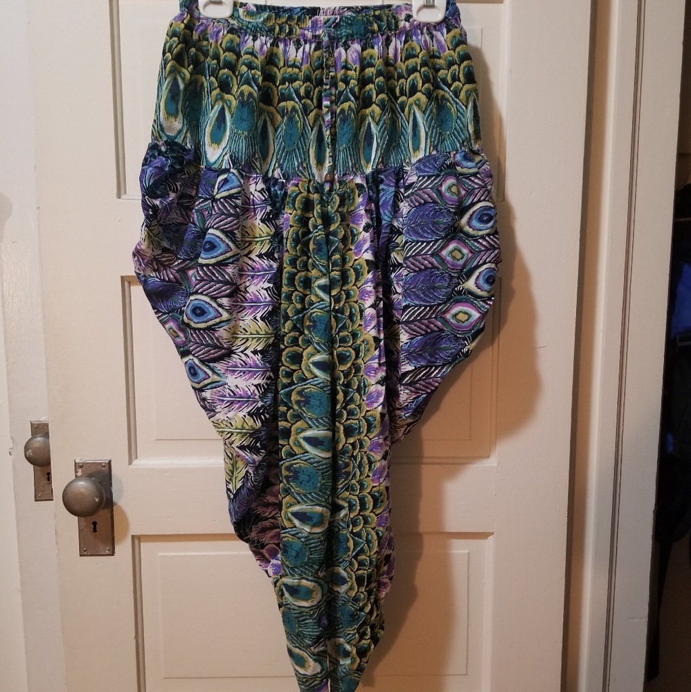 Peacock MC Hammer Pants! - Picture 2 of 4